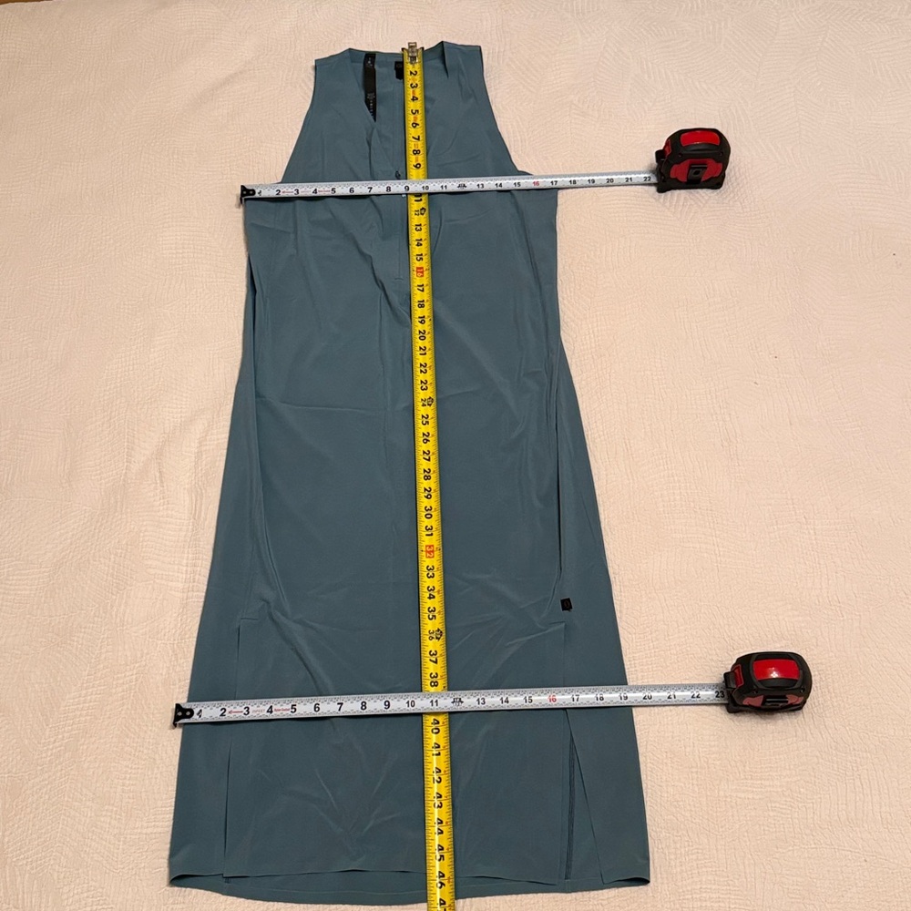 LULULEMON Athletica Blue V-Neck Dress